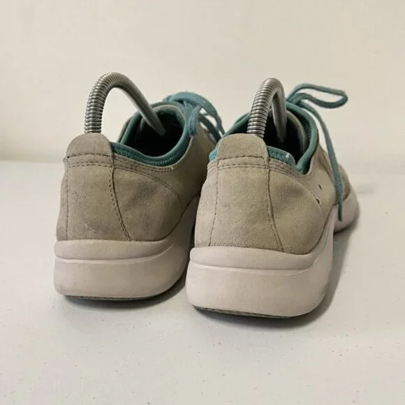 Dansko Elise Gray Genuine Leather Lace Up Sneakers 4401242400 - Picture 4 of 9